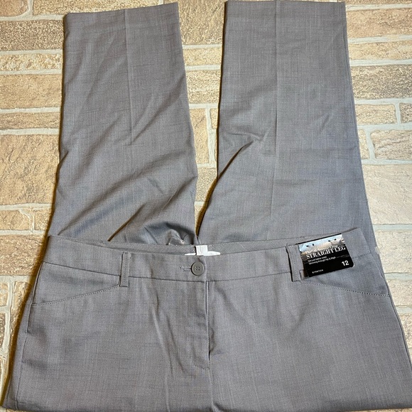 New York & Company Pants - NY&CO Dress Pant Straight Leg Crop 12 Capri NWT